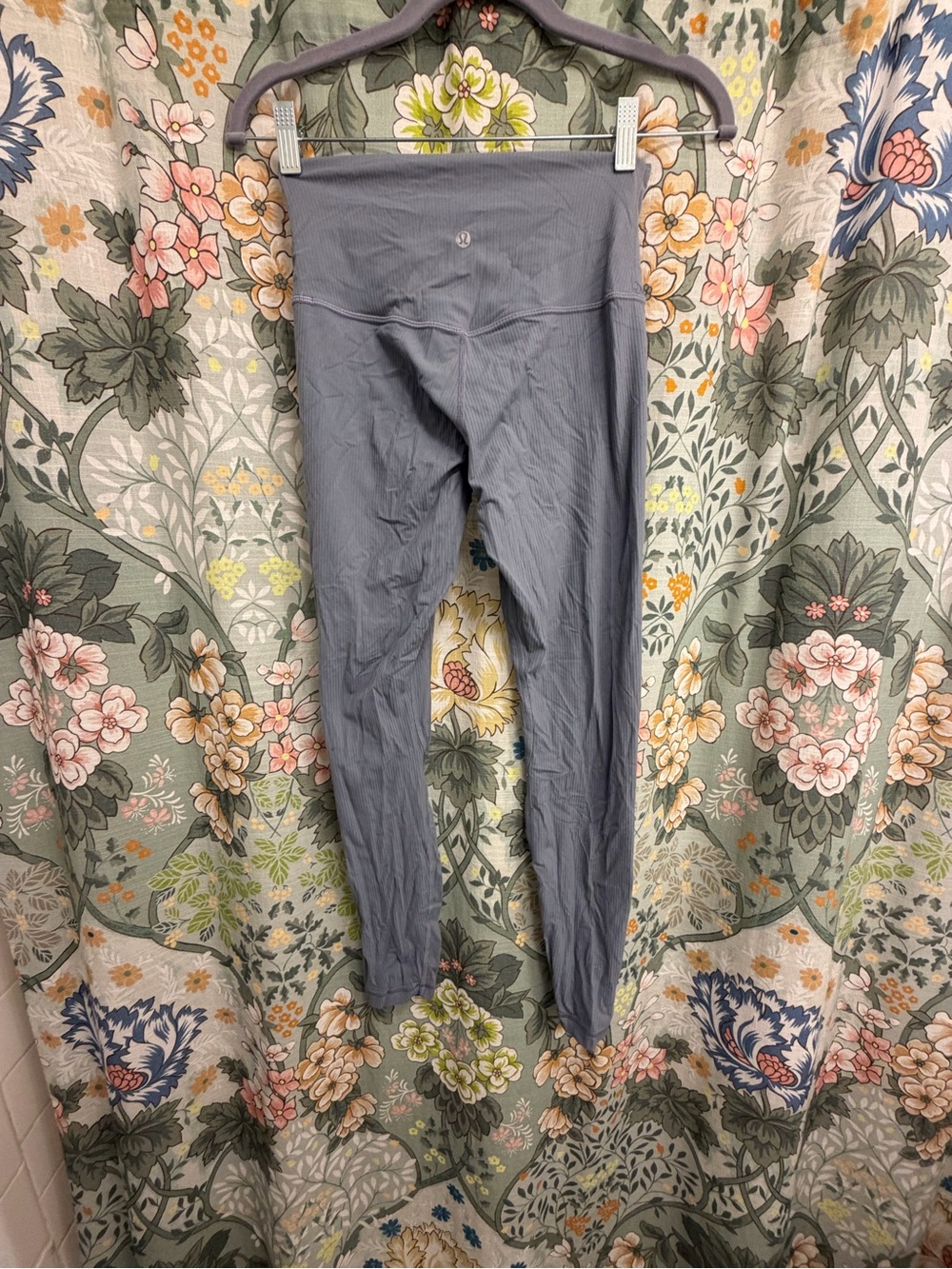 Lululemon High-Rise Gray Ribbed Align Leggings Size 6